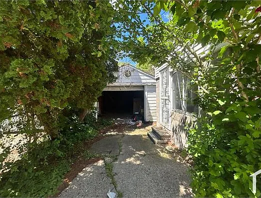 16879 Evergreen Rd — Photo 17