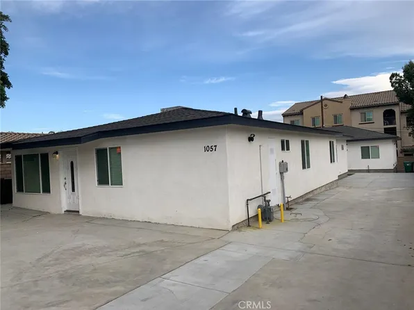 1057 Circle City Dr, Corona, CA 92879