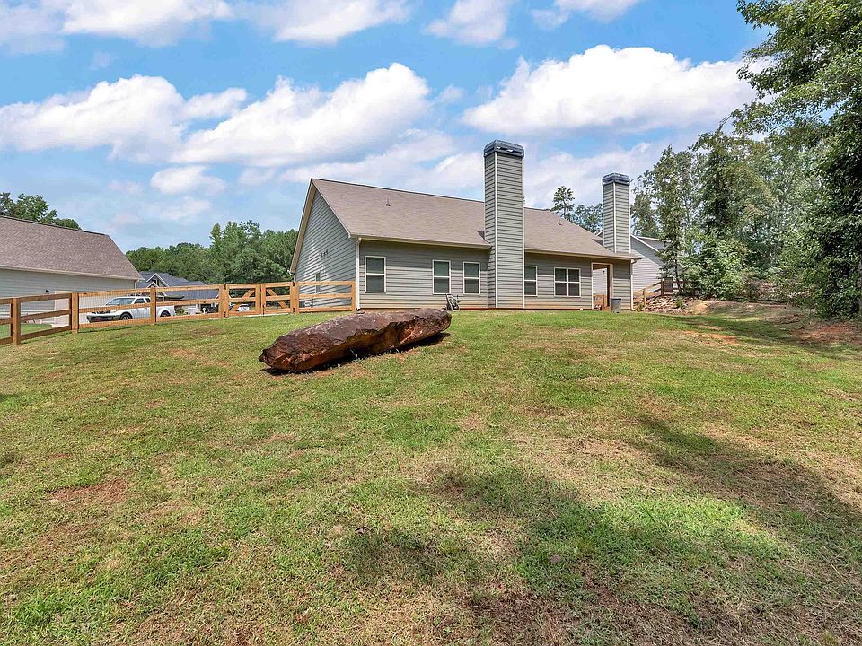 1412 Shadowstone Dr, Winder, GA 30680 Zillow