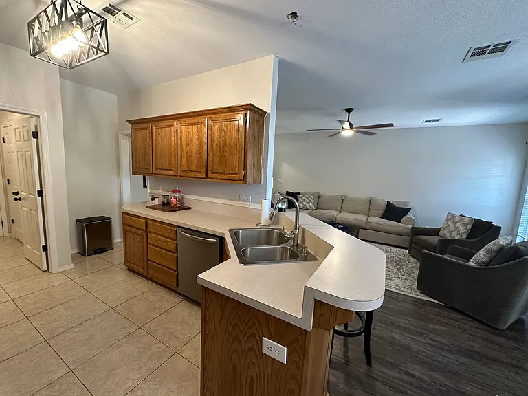 10216 E 116th Pl S — Photo 8