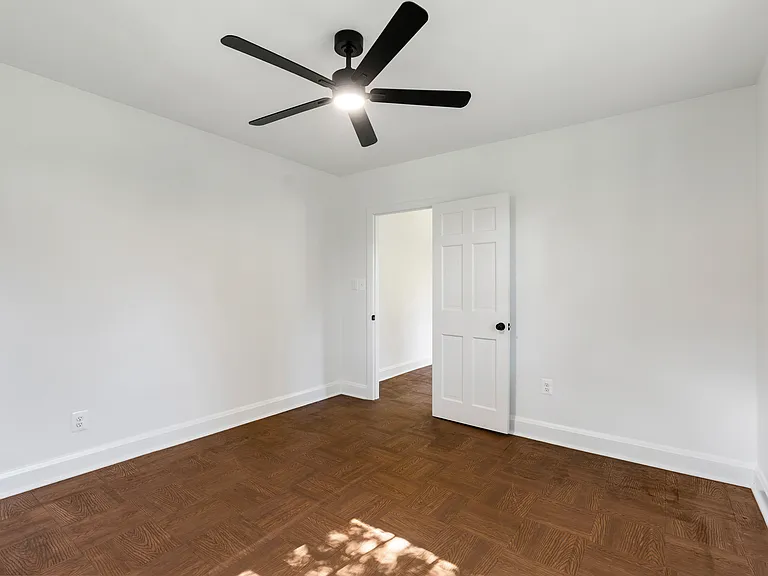 1708 Willow Ave — Photo 33