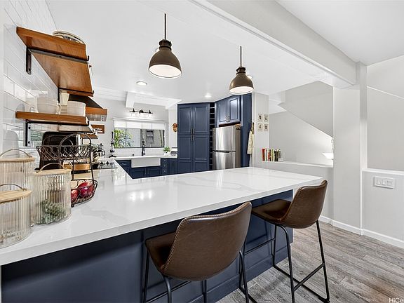 4th image of 46-359 Haiku Rd APT C9