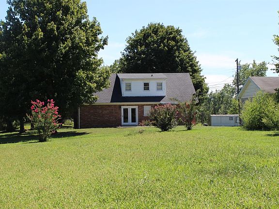 2nd image of 2532 Curtis Pike