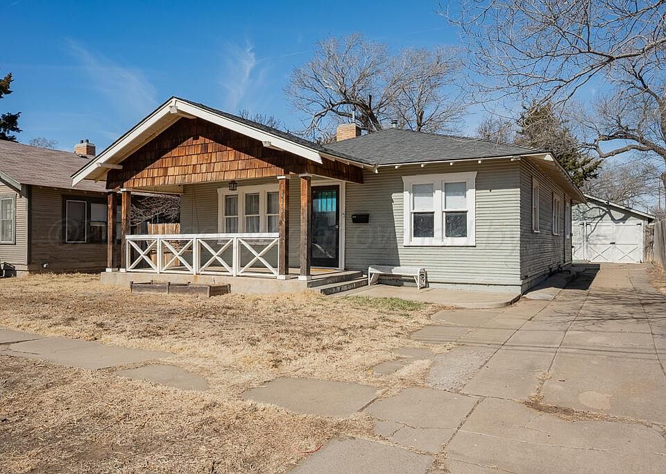 1st image of 1012 SW 16th Ave
