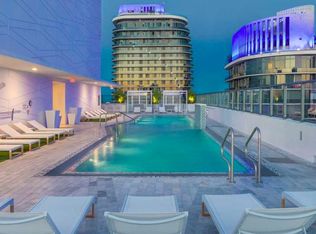 83 SW 8th St, Miami, FL 33130