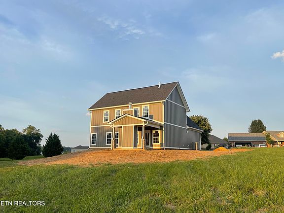4th image of 142 Old Hickory Cir