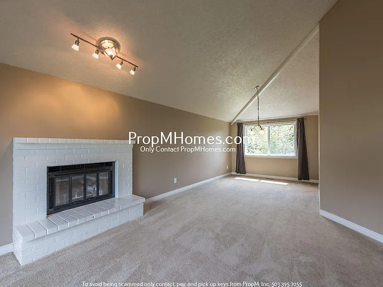 11881 SE Southern Lites Dr — Photo 7
