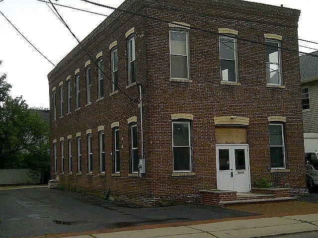 3000 Sq. Foot , Free Standing, Parking ... 