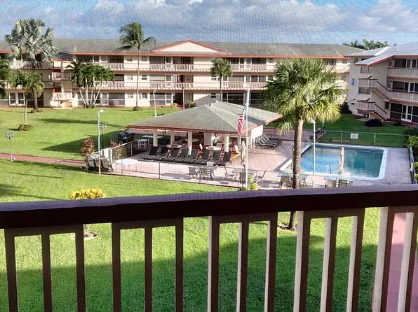 5300 Washington St #325O, Hollywood, FL 33021
