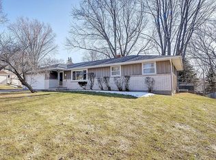 1125 Orlando Dr, Green Bay, WI 54304