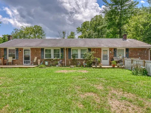 13590 Sinking Creek Rd, Bristol, VA 24202