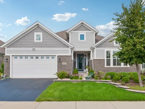 3731 Chesapeake Ln, Naperville, IL 60564