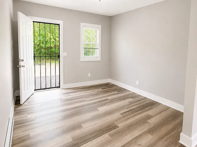 207 Whittemore St #2 — Photo 9