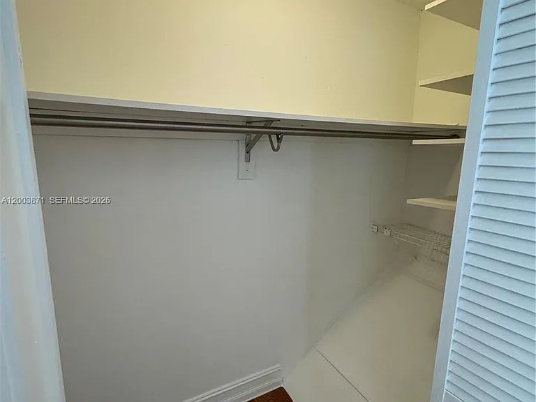 3920 Woodside Dr #2 — Photo 20