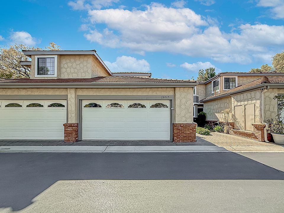 1st image of 29717 Strawberry Hill Dr
