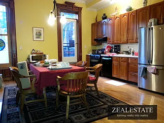 Rented by ZealEstate Group Inc