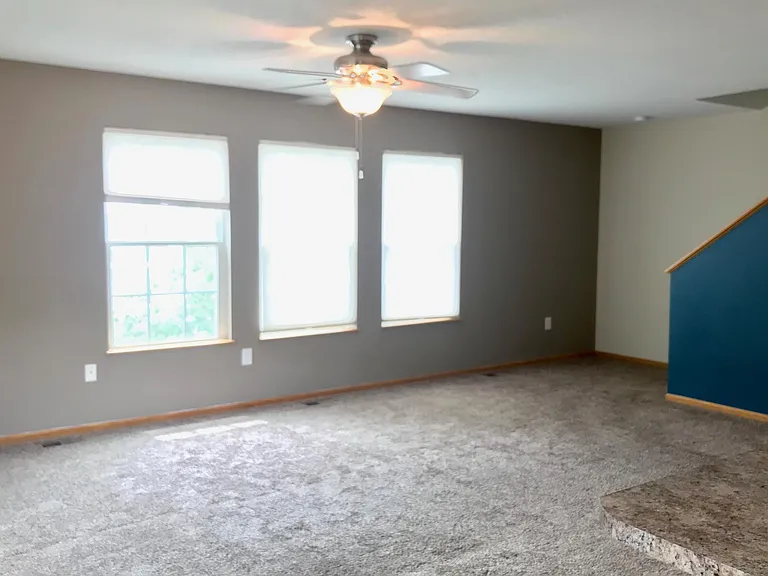 3153 SW Sharmin Ln — Photo 5