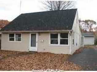 14 Glen Pl, Meriden, CT 06451