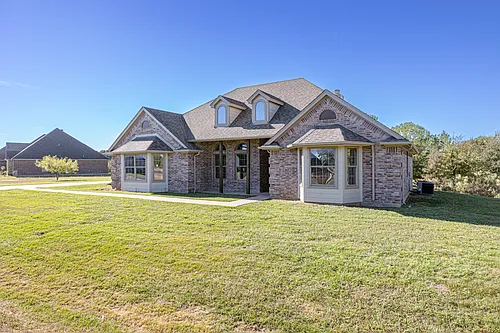 3801 Upper Lake Cir Photo 1