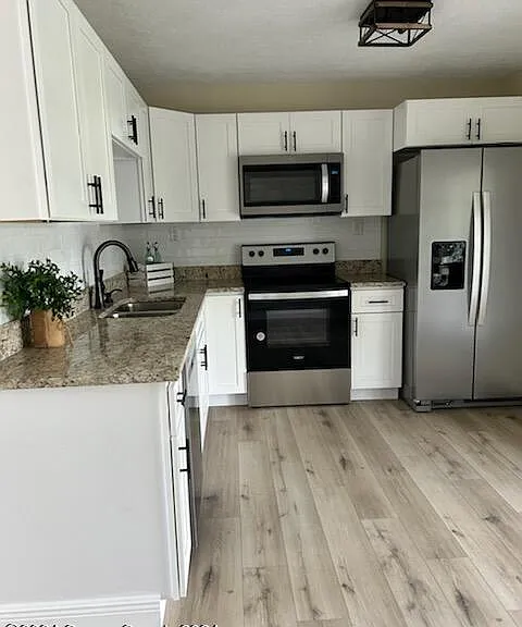 437 Via Palermo Ct — Photo 12