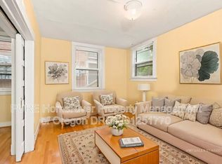 2167 SW Yamhill St APT 7, Portland, OR 97205