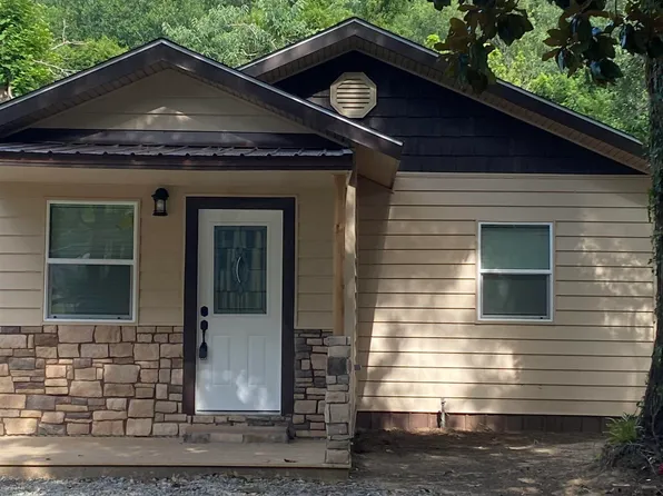 212 Hamilton St, Judsonia, AR 72081