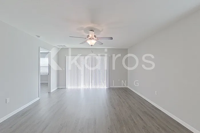 8590 SW 44th Ct — Photo 5