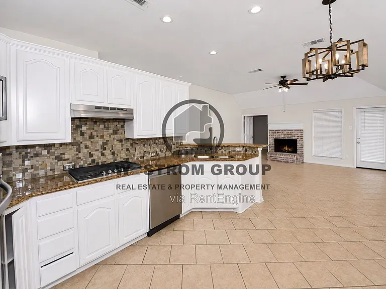 1257 Christopher Ln — Photo 12