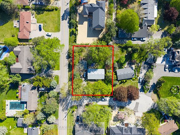 5th image of 1610 Magenta Ct