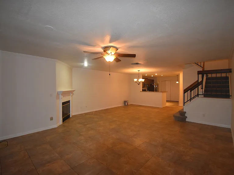 2620 Lancaster Ct — Photo 11