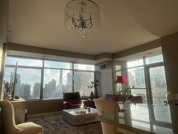 Lots of natural light in this corner unit!