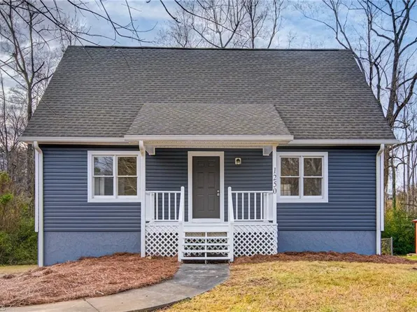 5012 Hutchins St, Winston Salem, NC 27106