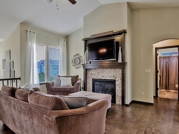 4th image of 2633 N Bluestone Ct