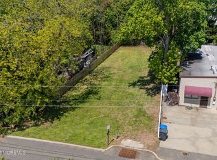 45 Navesink Avenue, Fair Haven, NJ 07704