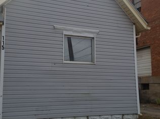 115 SE 14th St, Topeka, KS 66612