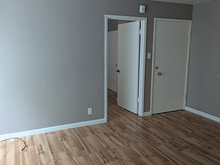 322 32nd Ave #2 — Photo 3