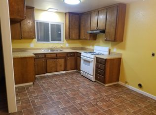 20130 Park Rd APT B, Tehachapi, CA 93561