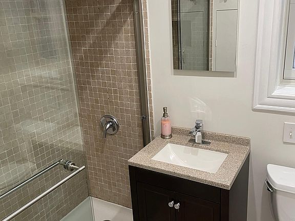 5th image of 3401 Valley Dr #70101