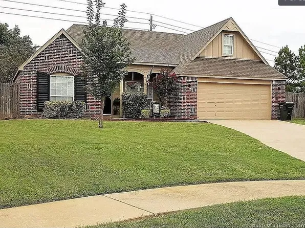 11007 E 95th Pl N, Owasso, OK 74055