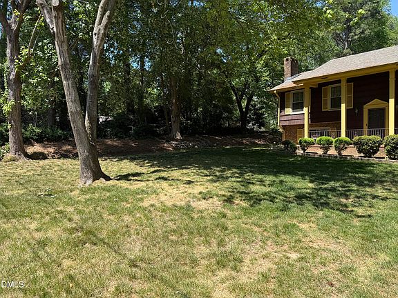2nd image of 109 Conway Dr