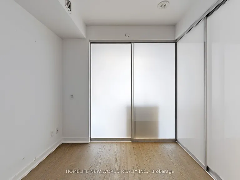 488 University Ave #4501 — Photo 24