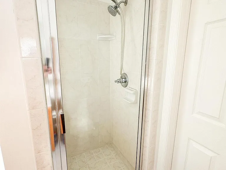 1814 Bowman Ln — Photo 45