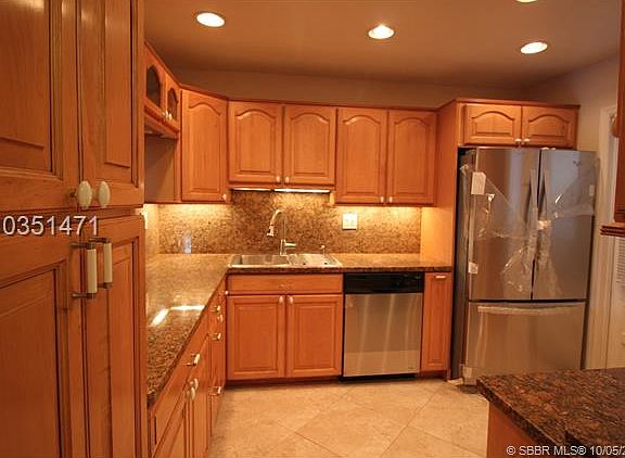 2nd image of 8121 SW 24th Ct APT 302