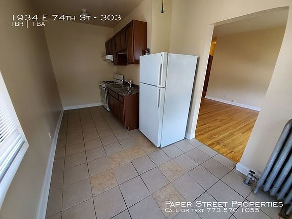 4th image of 1934 E 74th St APT 303