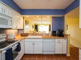 1075 Foxfire Ln APT 207, Naples, FL 34104