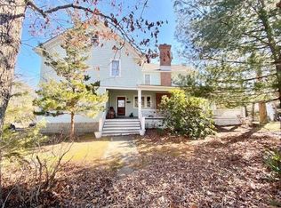 302 N Shore Rd, Absecon, NJ 08201