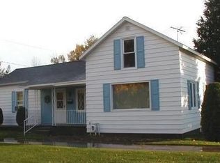 341 McCagg St, Peshtigo, WI 54157