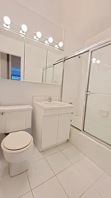 Rented by Weichert Manhattan Midtown | media 6