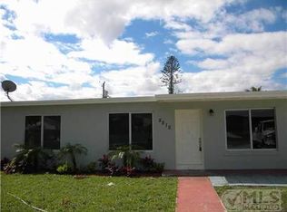 5515 Columbus Rd, West Palm Beach, FL 33405