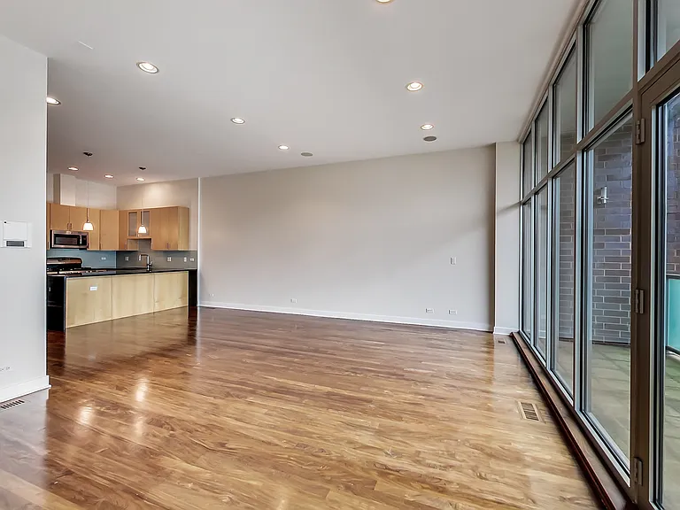 1010 W Monroe St #3 — Photo 9
